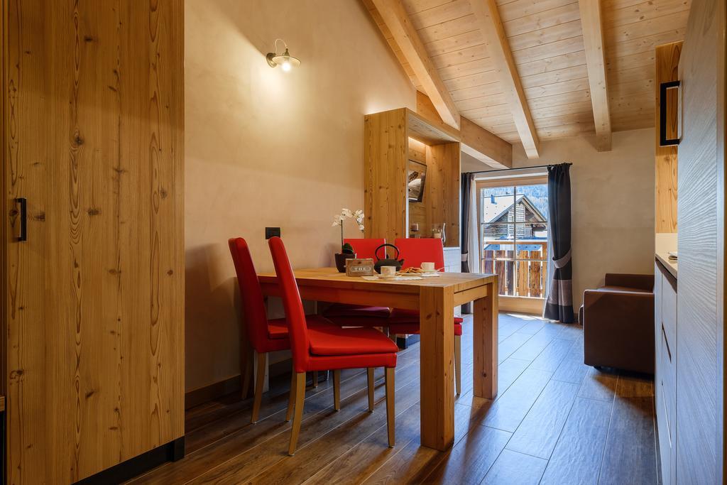 Chalet Bellavista Aparthotel Livigno Bagian luar foto